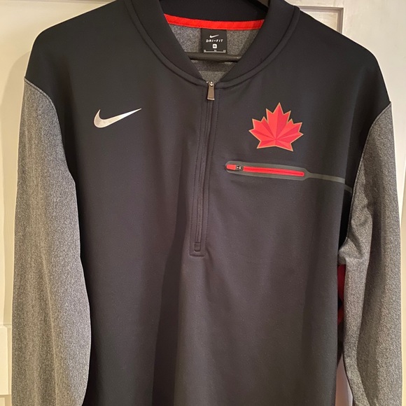 Team Canada Nike Men’s XL Dri-Fit half-zip shirt - Picture 1 of 7